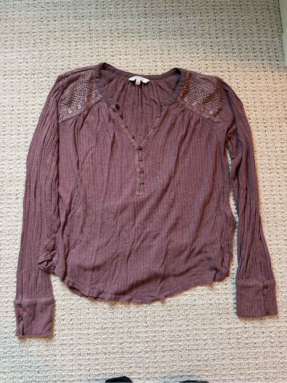 Lucky Brand Mauve Lace-Shoulder Henley Long Sleeve Top XS